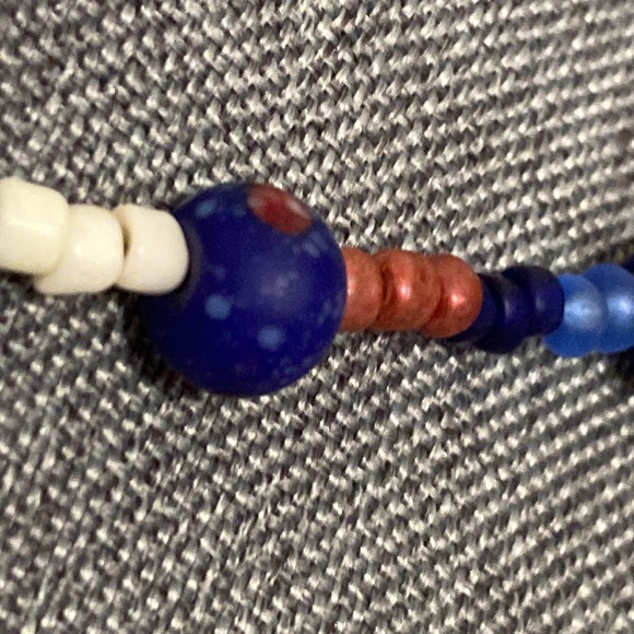 Angel Fish Beaded Necklace - Picture 5 of 5